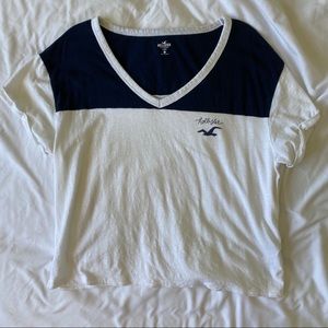 Hollister tee